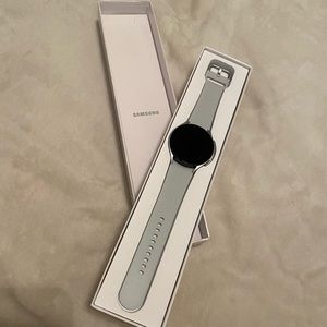 Samsung Galaxy Watch4